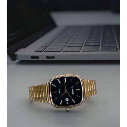 Classic Square Dial Men&