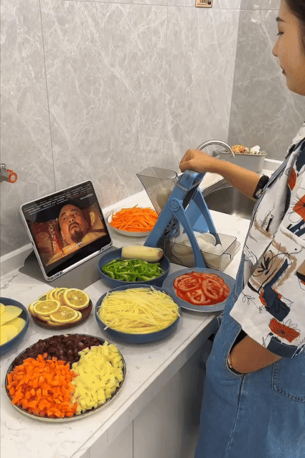 4-in-1 Safe Mandoline Vegetable Slicer